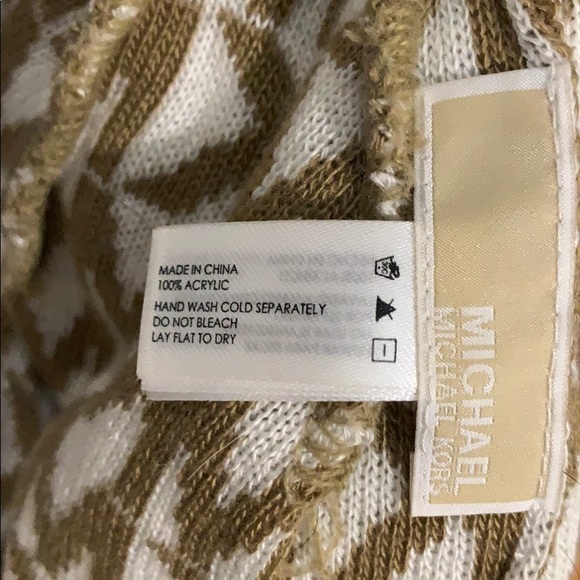 Michael Kors beanie - Picture 3 of 3